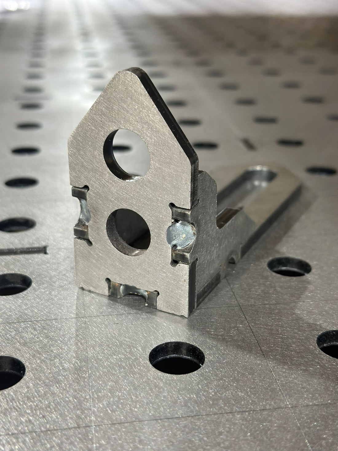 MAC-PRO SLOTTED STOP