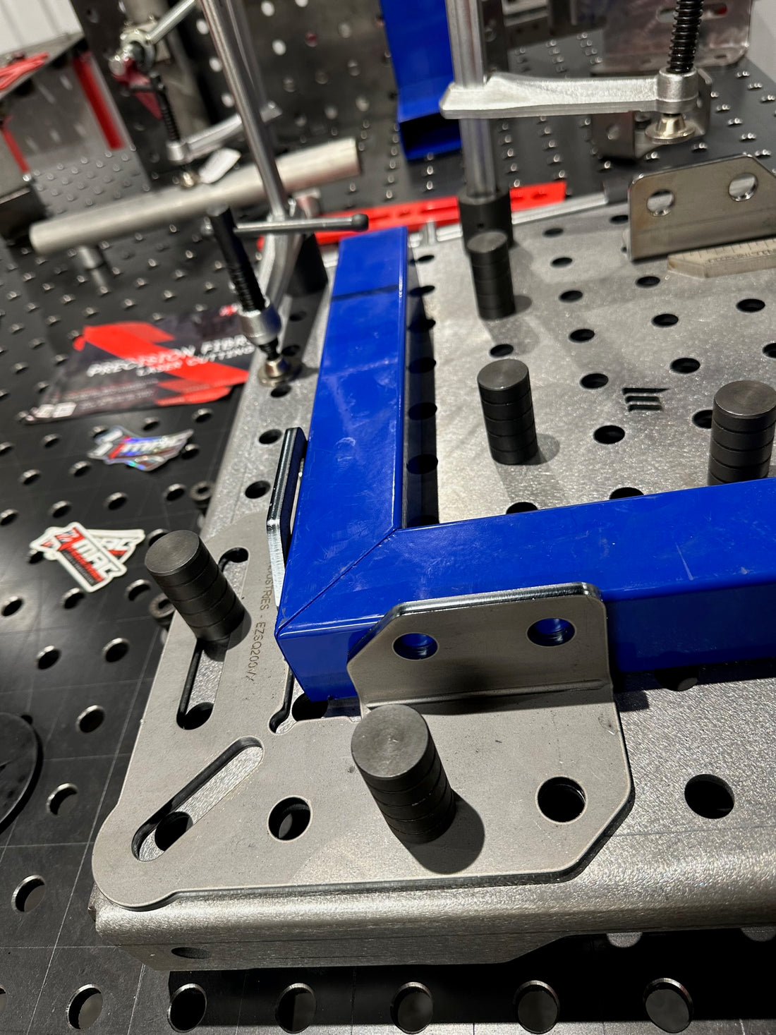 EZ Square Reverse 3D 200mm - 90 Degree Speed Square - Made In Britain - Welding Fabrication Tooling - EZ-SQ200VX