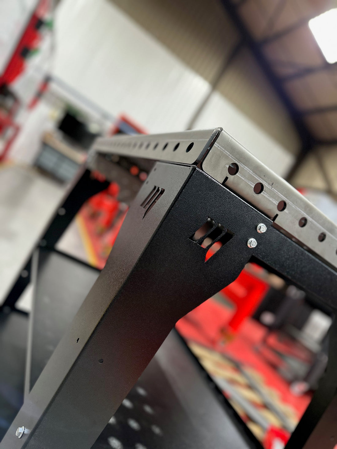 MAC  Mobile Workshop Weld Table Trolley 1000 x 600mm Heavy Duty Work Station