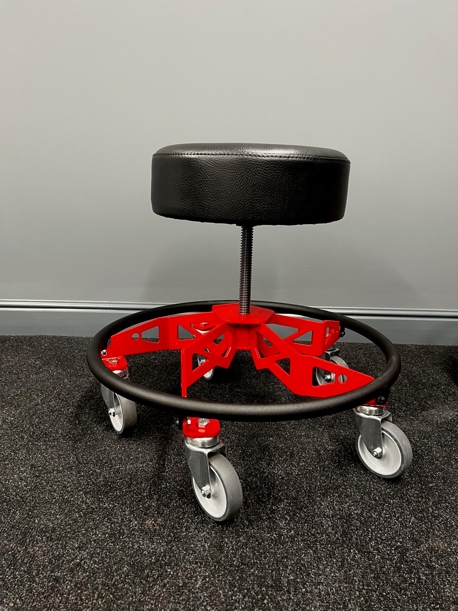 Helix Low Rider Adjustable Workshop Chair / Shop Stool - Made In Brita ...