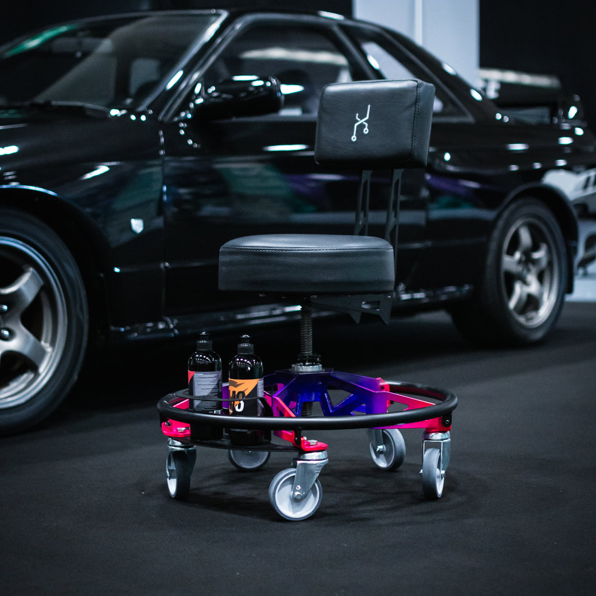 Helix Low Rider Adjustable Workshop Chair / Shop Stool - Made In Brita ...