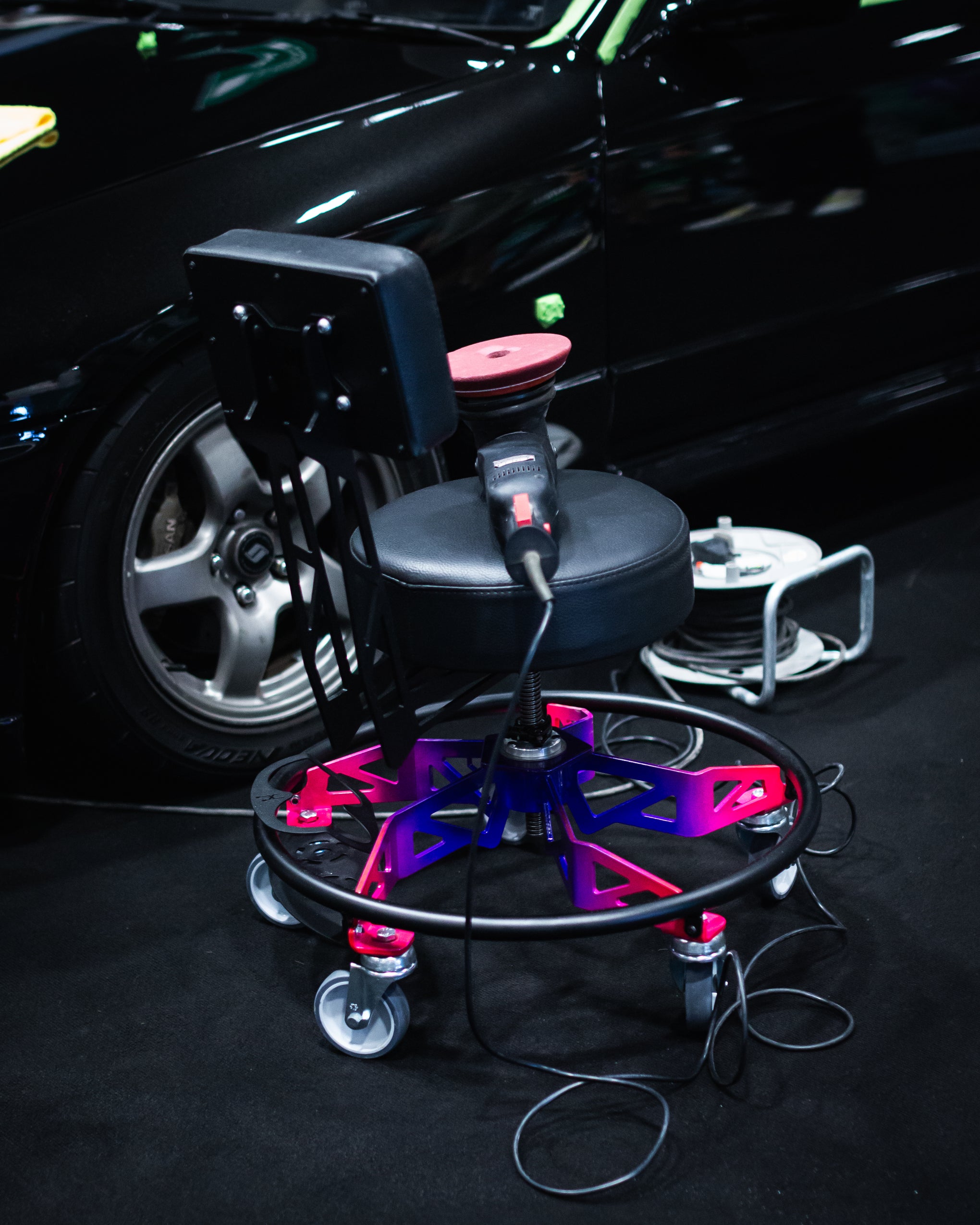 Helix Low Rider Adjustable Workshop Chair / Shop Stool - Made In Brita ...