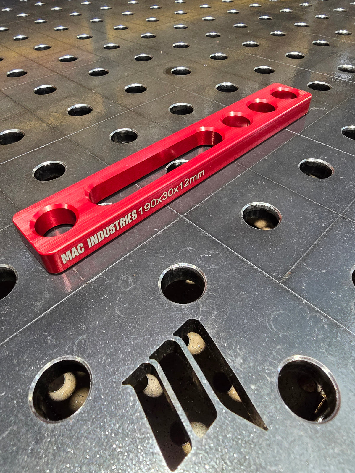 MAC Milled 16D Aluminium Slotted Straight Edge Tab, view 4