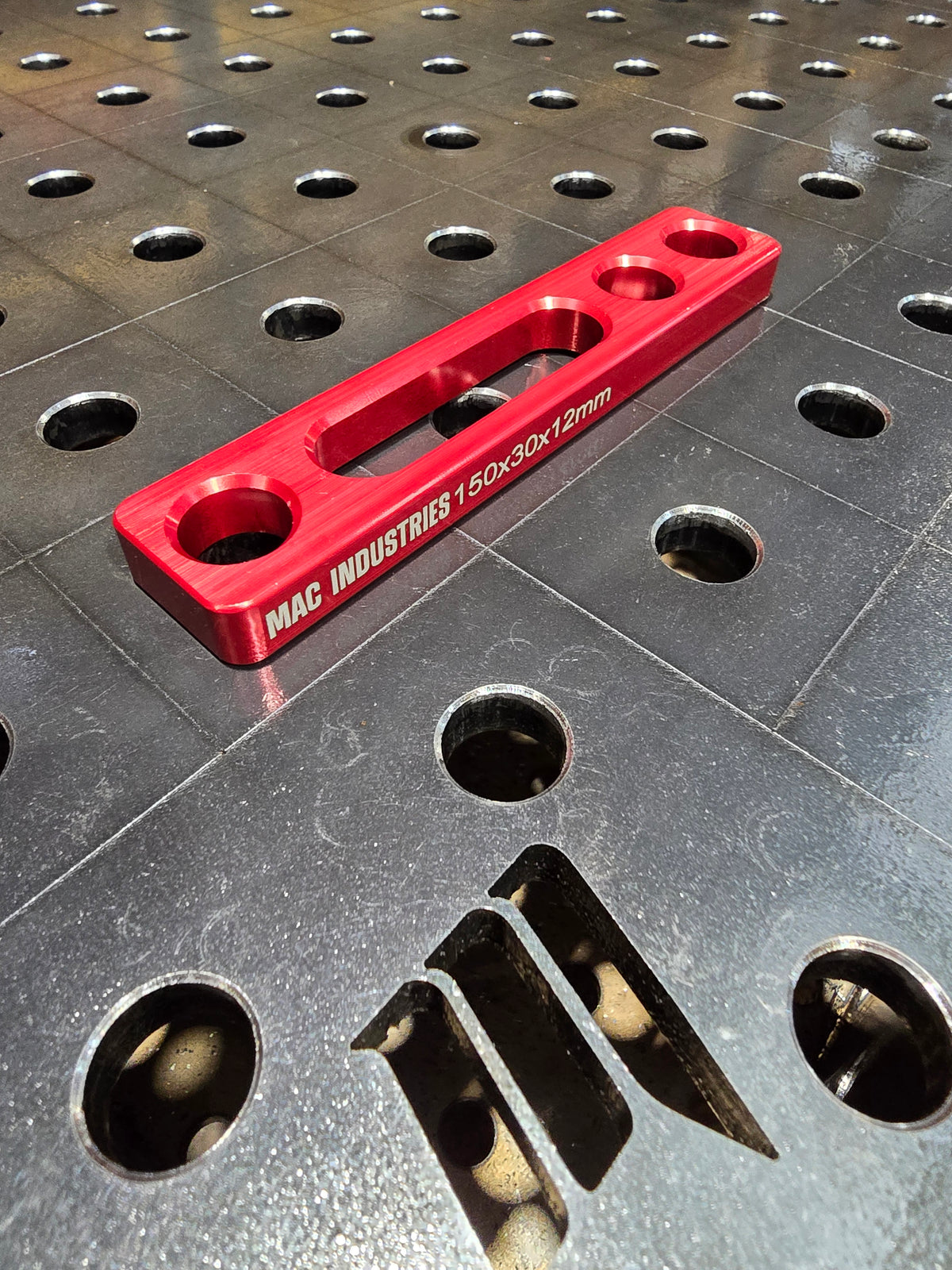 MAC Milled 16D Aluminium Slotted Straight Edge Tab, view 3